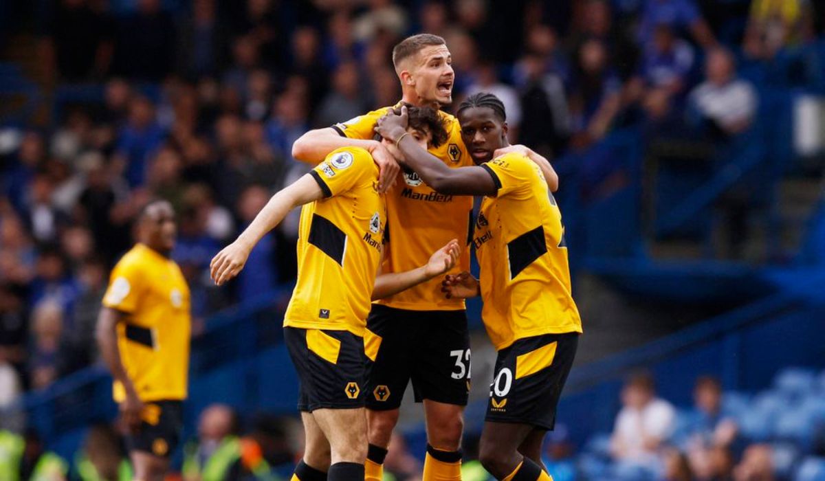 Coady snatches stoppage-time equaliser for Wolves at Chelsea